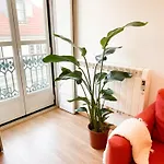 Stunning Luxury In Chiado 1br Lägenhet *