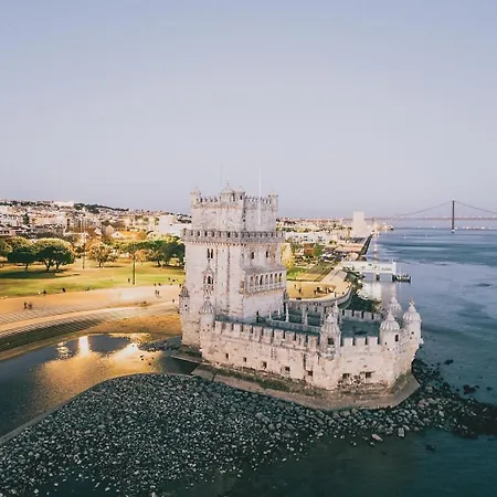 Appartement Stunning Luxury In Chiado 1br