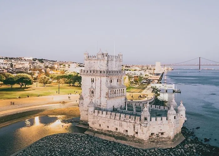 Apartment Stunning Luxury In Chiado 1br