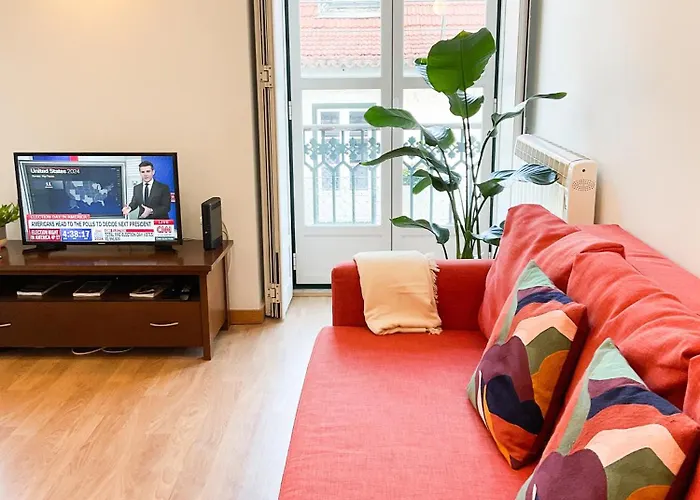 Stunning Luxury In Chiado 1br Lisbon