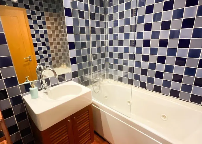 شقة Stunning Luxury In Chiado 1br *