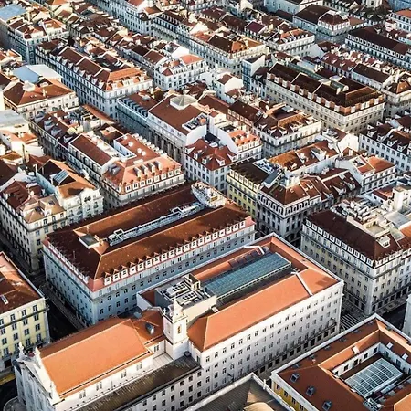 Appartamento Stunning Luxury In Chiado 1br Lisbona